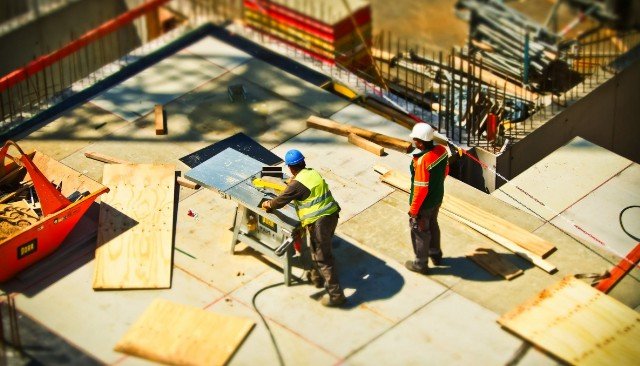 TREINAMENTO: NR 18- Treinamento Inicial para Profissionais na Indústria da Edificação - 6h